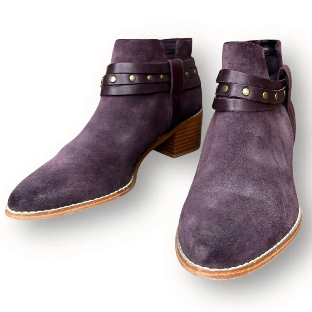 Clarks Women's Burgundy Western Harness Suede Ankle Boots Size 7.5 Studded Strap